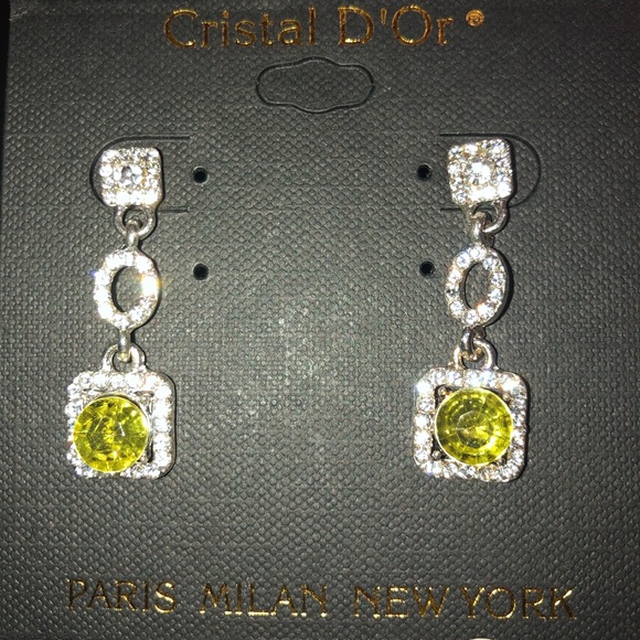 Prom/Pageant/Bridal Earrings - Picture 1 of 2